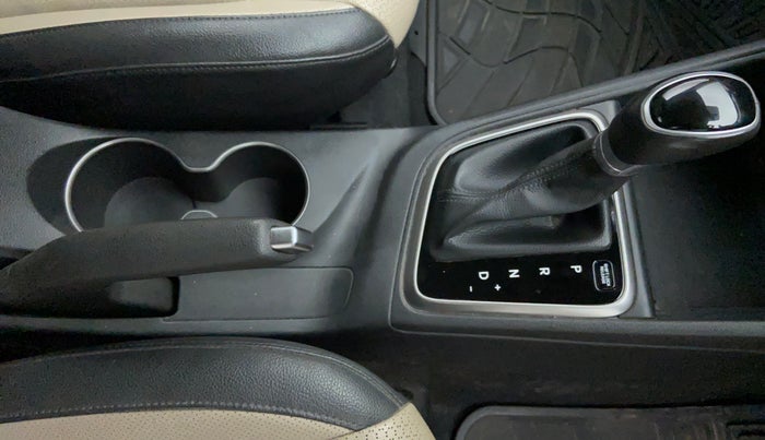 2017 Hyundai Verna 1.6 SX VTVT AT (O), Petrol, Automatic, 32,242 km, Gear Lever
