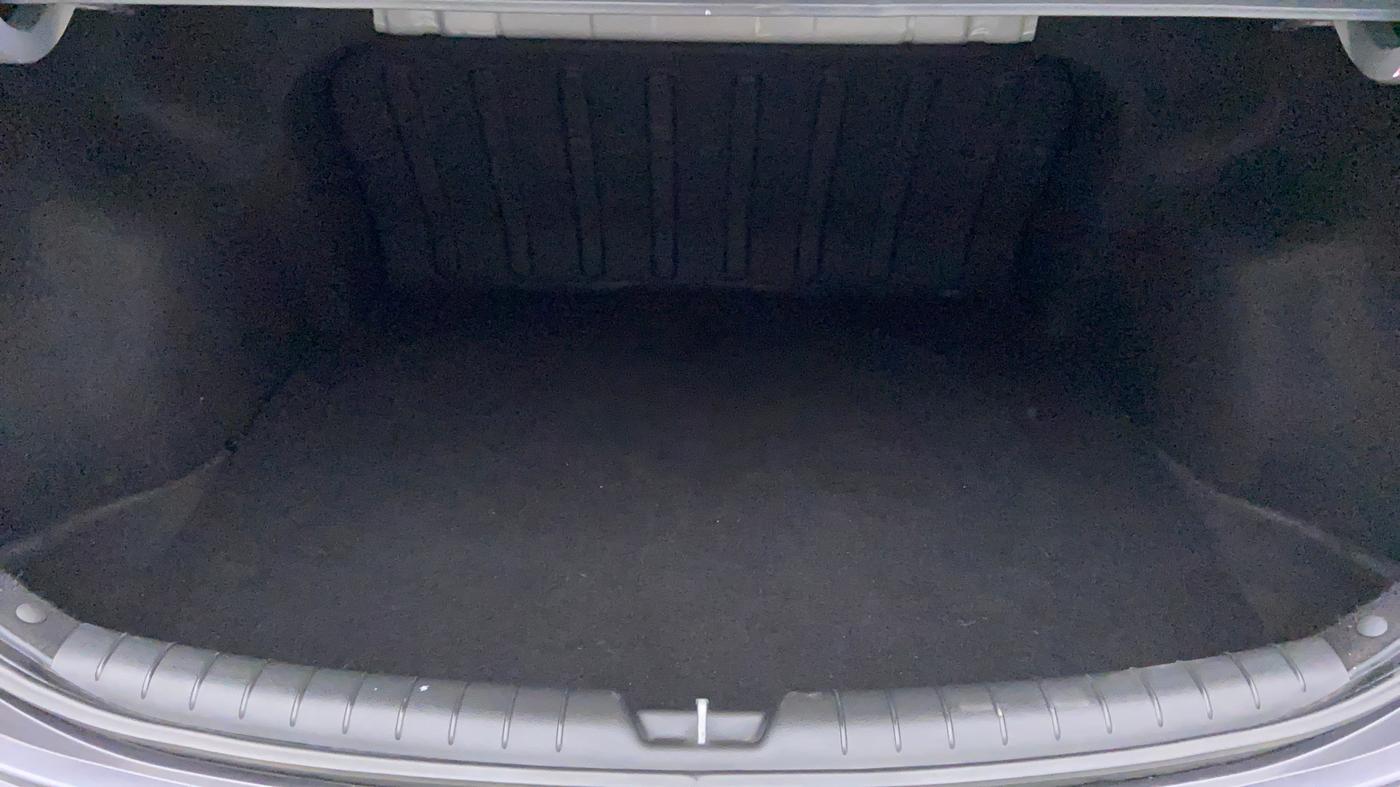 2017 Hyundai Verna 1.6 SX VTVT AT (O), Petrol, Automatic, 32,242 km, Boot Inside