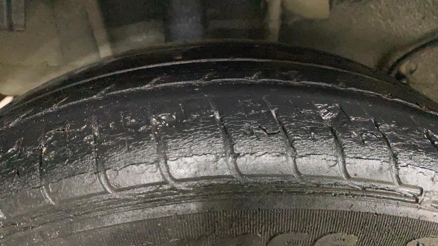 2020 Tata Tiago XZ PLUS PETROL, Petrol, Manual, 54,162 km, Right Rear Tyre Tread
