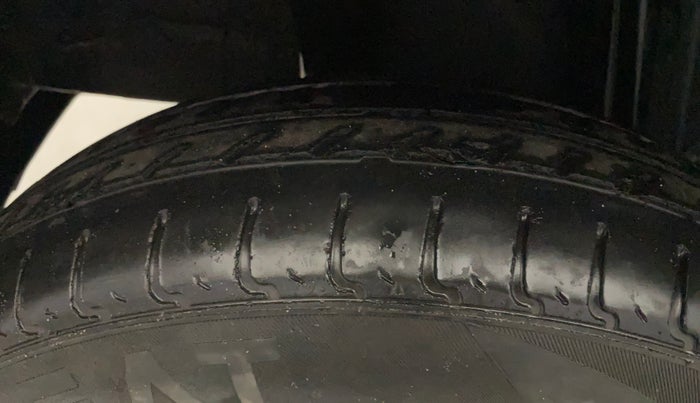 2018 Datsun Redi Go T(O) 1.0 AMT, Petrol, Automatic, 49,663 km, Right Rear Tyre Tread