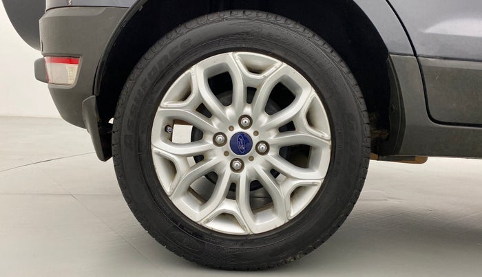 2016 Ford Ecosport 1.5 TITANIUM TI VCT AT, Petrol, Automatic, 63,805 km, Right Rear Wheel
