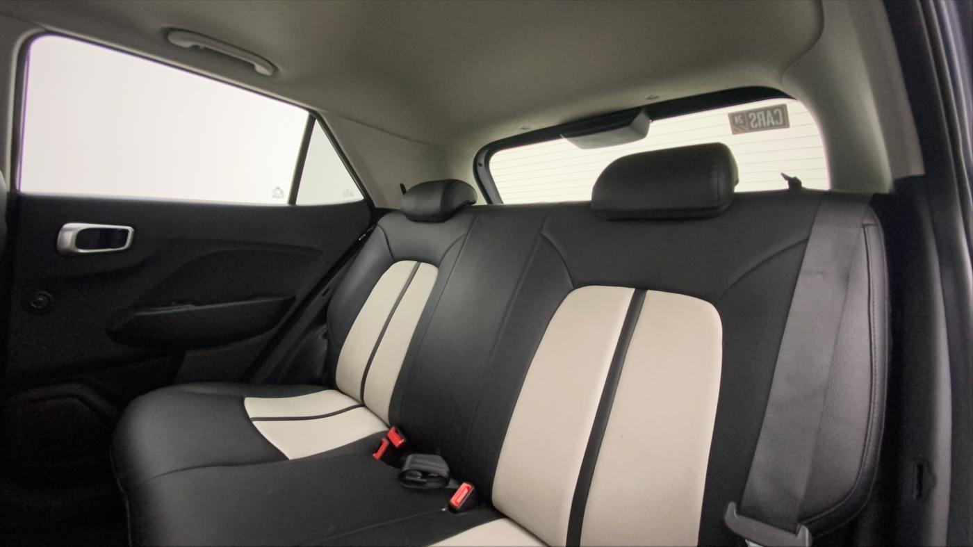 2021 Hyundai VENUE SX 1.0 TURBO IMT, Petrol, Manual, 36,735 km, Right Side Rear Door Cabin