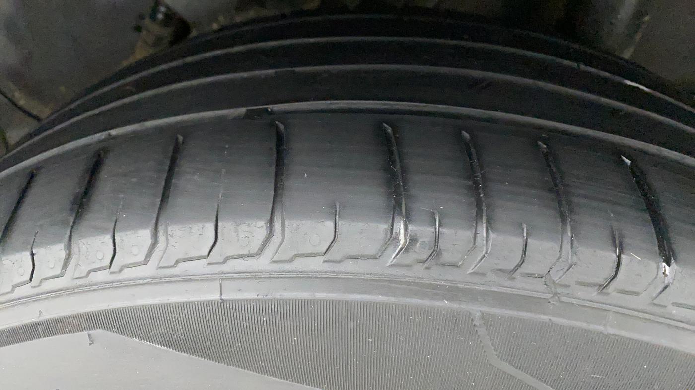 2021 Hyundai VENUE SX 1.0 TURBO IMT, Petrol, Manual, 36,735 km, Left Rear Tyre Tread