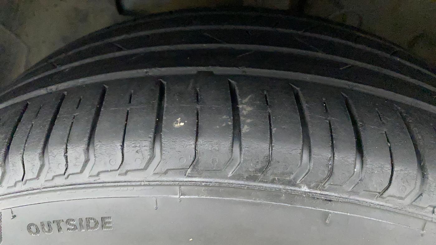2021 Hyundai VENUE SX 1.0 TURBO IMT, Petrol, Manual, 36,735 km, Left Front Tyre Tread