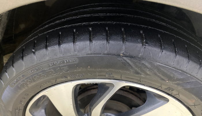 2021 Maruti Baleno ZETA CVT PETROL 1.2, Petrol, Automatic, 68,378 km, Right Front Tyre Tread