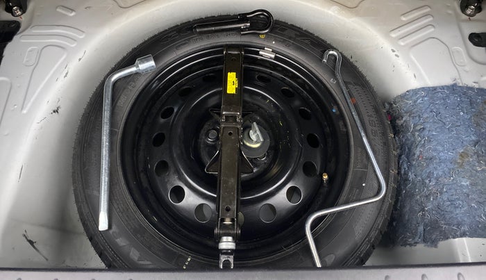 2015 Toyota Etios Liva D-4D VXD, Diesel, Manual, 35,320 km, Spare Tyre