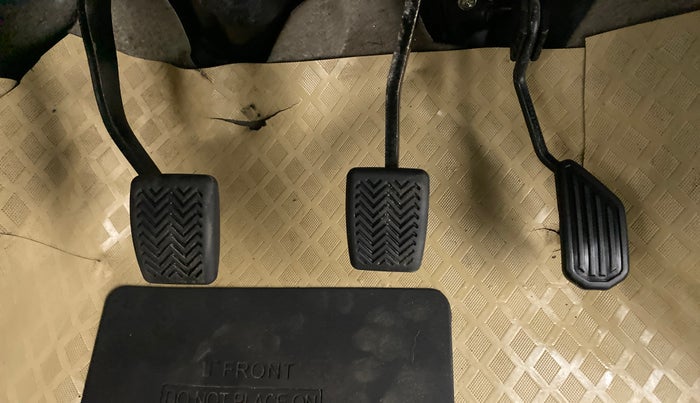 2015 Toyota Etios Liva D-4D VXD, Diesel, Manual, 35,320 km, Pedals