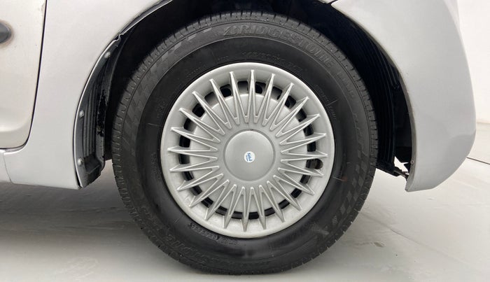 2015 Hyundai Eon ERA +, Petrol, Manual, 58,512 km, Right Front Wheel