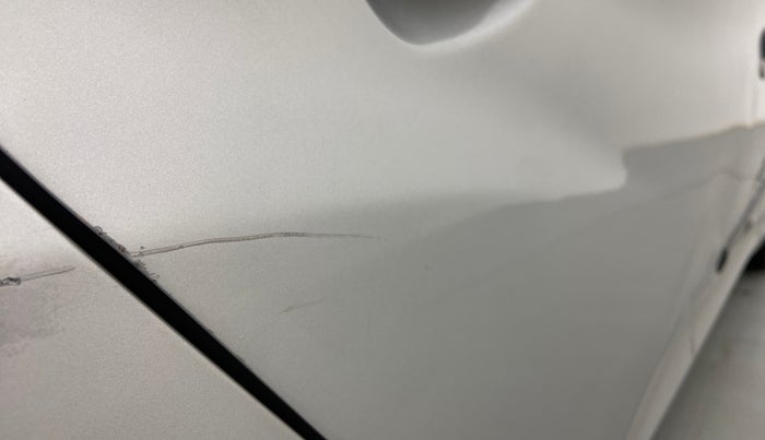 2015 Hyundai Eon ERA +, Petrol, Manual, 58,512 km, Right rear door - Minor scratches