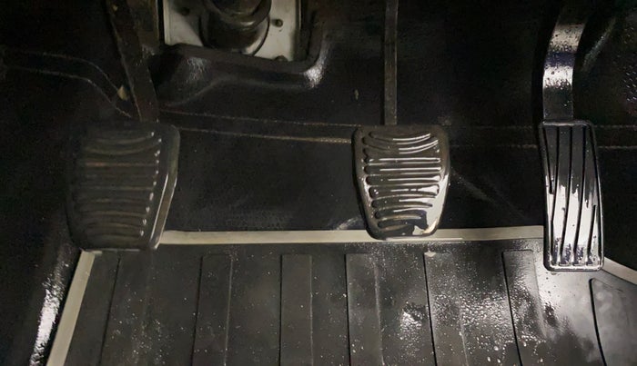 2019 Mahindra MARAZZO M6 8 STR, Diesel, Manual, 81,371 km, Pedals