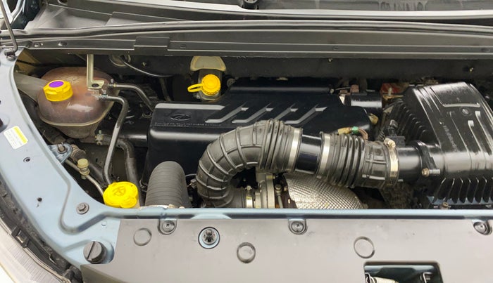 2019 Mahindra MARAZZO M6 8 STR, Diesel, Manual, 81,371 km, Engine View - Right