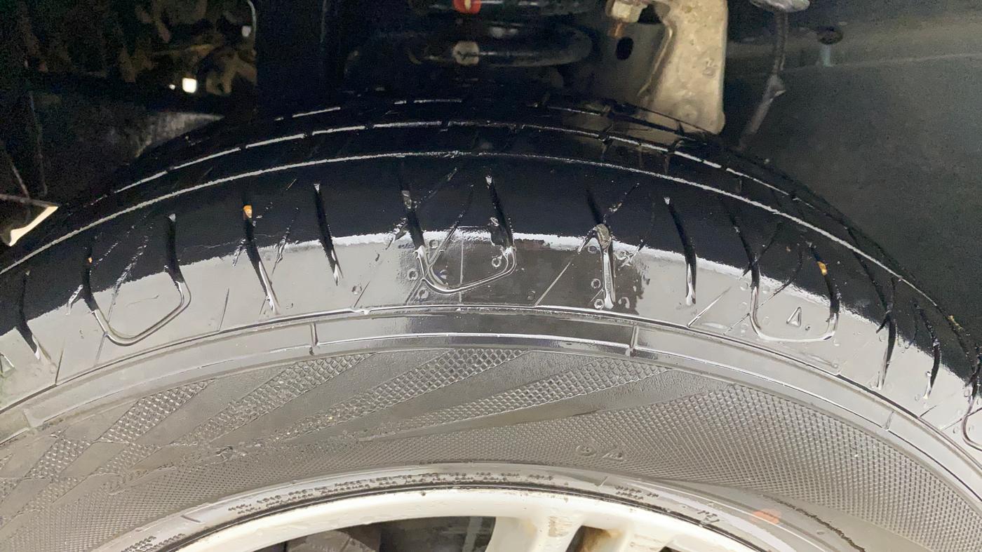 2019 Mahindra MARAZZO M6 8 STR, Diesel, Manual, 81,961 km, Left Front Tyre Tread