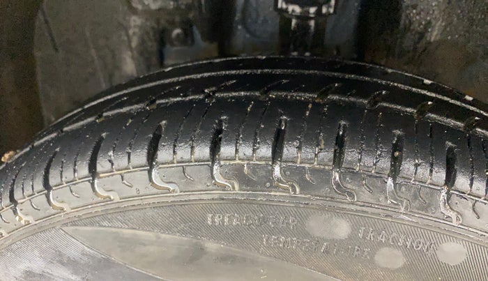 2019 Renault Kwid CLIMBER 1.0, Petrol, Manual, 40,581 km, Left Front Tyre Tread