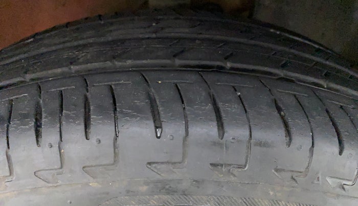 2017 Maruti IGNIS DELTA 1.2 K12 AMT, Petrol, Automatic, 9,641 km, Left Rear Tyre Tread