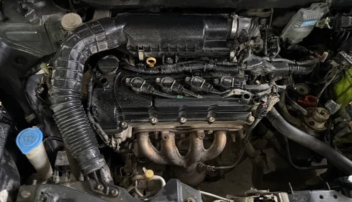 2019 Maruti Swift VXI, CNG, Manual, 68,179 km, Engine View - Right