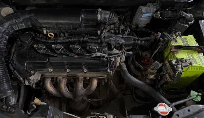 2019 Maruti Swift VXI, CNG, Manual, 68,179 km, Engine View