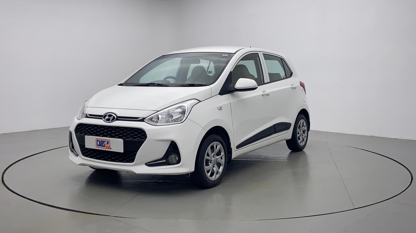 2017 Hyundai Grand i10 magna 1.2 crdi, Diesel, Manual, 33,846 km, Left Front Diagonal (45- Degree) View