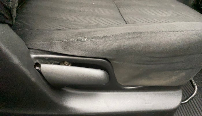 2013 Maruti Swift VDI, Diesel, Manual, 1,25,951 km, Driver Side Adjustment Panel