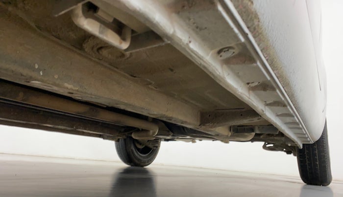 2013 Maruti Swift VDI, Diesel, Manual, 1,25,951 km, Right Side Underbody