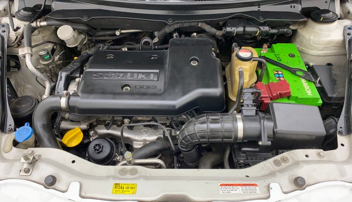 2013 Maruti Swift VDI, Diesel, Manual, 1,25,951 km, Open Bonet