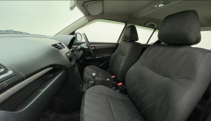 2013 Maruti Swift VDI, Diesel, Manual, 1,25,951 km, Right Side Front Door Cabin