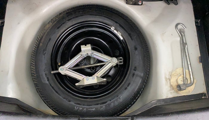 2013 Maruti Swift VDI, Diesel, Manual, 1,25,951 km, Spare Tyre