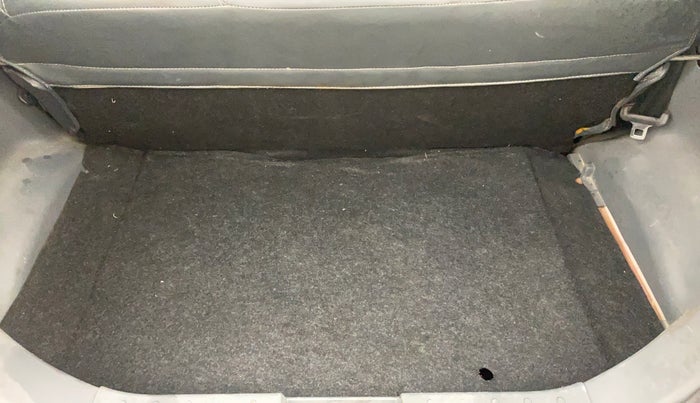 2015 Maruti Alto 800 LXI, Petrol, Manual, 51,167 km, Boot Inside