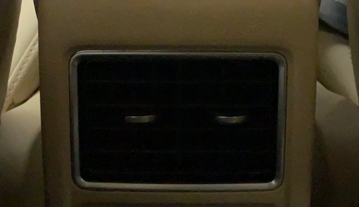 2018 Volkswagen Ameo HIGHLINE PLUS 1.5L AT 16 ALLOY, Diesel, Automatic, 24,196 km, Rear AC Vents