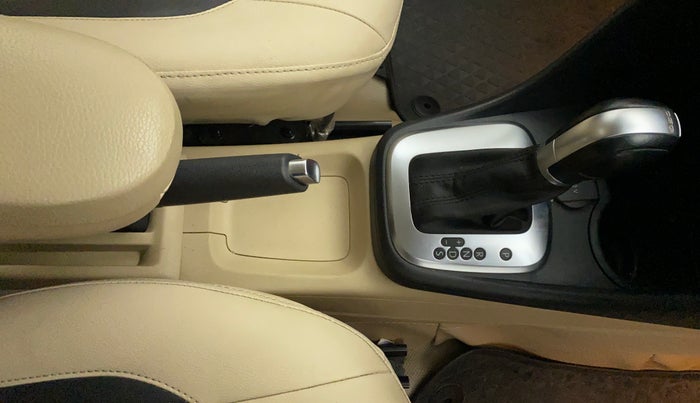 2018 Volkswagen Ameo HIGHLINE PLUS 1.5L AT 16 ALLOY, Diesel, Automatic, 24,196 km, Gear Lever