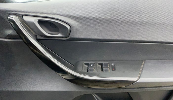 2019 Tata TIAGO NRG PETROL, Petrol, Manual, 34,709 km, Driver Side Door Panels Control