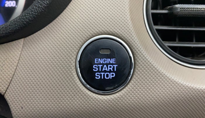 2015 Hyundai Grand i10 SPORTZ 1.2 KAPPA VTVT, Petrol, Manual, 31,215 km, Keyless Start/ Stop Button