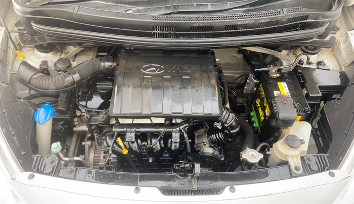 2015 Hyundai Grand i10 SPORTZ 1.2 KAPPA VTVT, Petrol, Manual, 31,215 km, Engine View