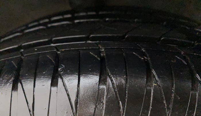 2014 Nissan Micra XV CVT, Petrol, Automatic, 64,081 km, Right Rear Tyre Tread