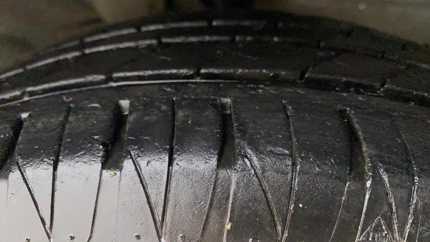 2014 Nissan Micra XV CVT, Petrol, Automatic, 64,081 km, Right Front Tyre Tread