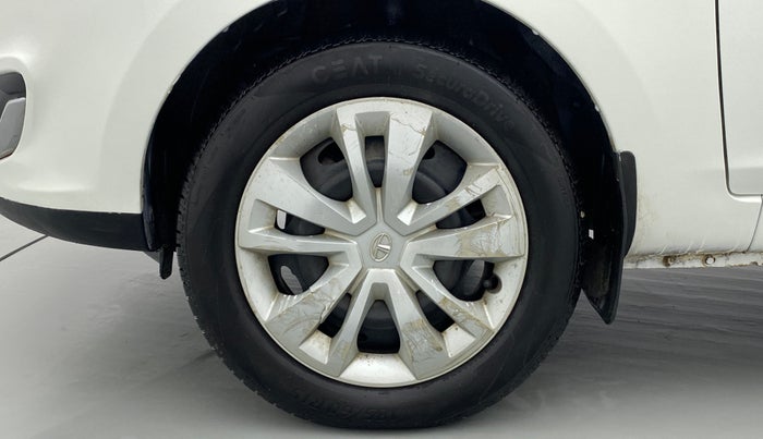2016 Tata Zest XMS RT, CNG, Manual, 1,00,186 km, Left Front Wheel