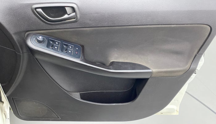 2016 Tata Zest XMS RT, CNG, Manual, 1,00,186 km, Driver Side Door Panels Control
