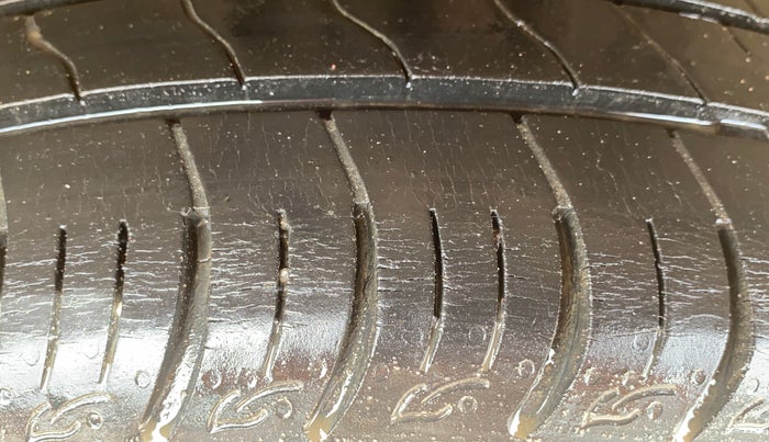 2020 Tata ALTROZ XZ PETROL, Petrol, Manual, 60,152 km, Right Rear Tyre Tread