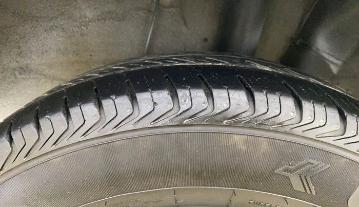 2014 Hyundai Grand i10 ASTA (O) 1.2 KAPPA VTVT, Petrol, Manual, 88,679 km, Left Rear Tyre Tread