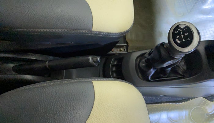 2015 Maruti Wagon R 1.0 LXI CNG, CNG, Manual, 1,03,344 km, Gear Lever