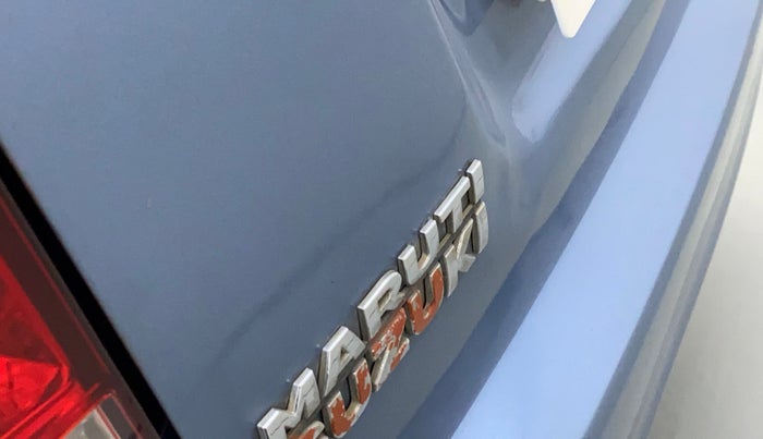 2015 Maruti Wagon R 1.0 LXI CNG, CNG, Manual, 1,03,344 km, Dicky (Boot door) - Slightly rusted