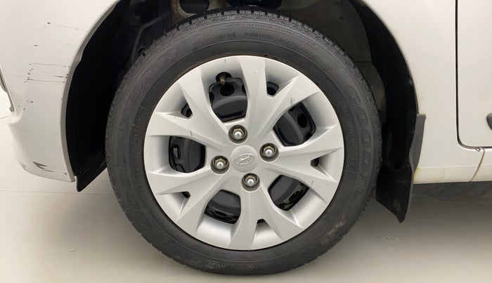 2016 Hyundai Grand i10 SPORTZ 1.2 KAPPA VTVT, Petrol, Manual, 38,309 km, Left Front Wheel