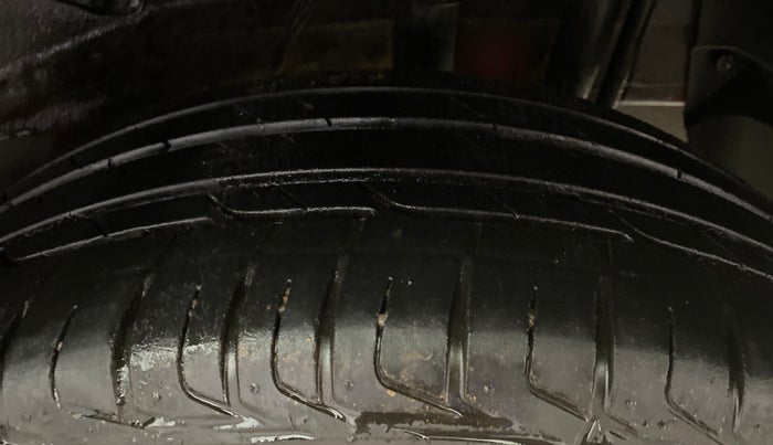 2024 Tata NEXON CREATIVE AMT DUAL TONE 1.2 PETROL, Petrol, Automatic, 19,537 km, Left Rear Tyre Tread