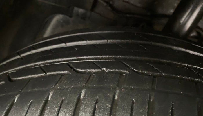 2024 Tata NEXON CREATIVE AMT DUAL TONE 1.2 PETROL, Petrol, Automatic, 19,537 km, Left Front Tyre Tread