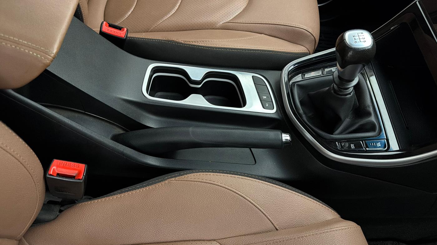 2023 MG HECTOR PLUS SHARP PRO 2.0 TURBO DIESEL 7 STR, Diesel, Manual, 22,751 km, Gear Lever
