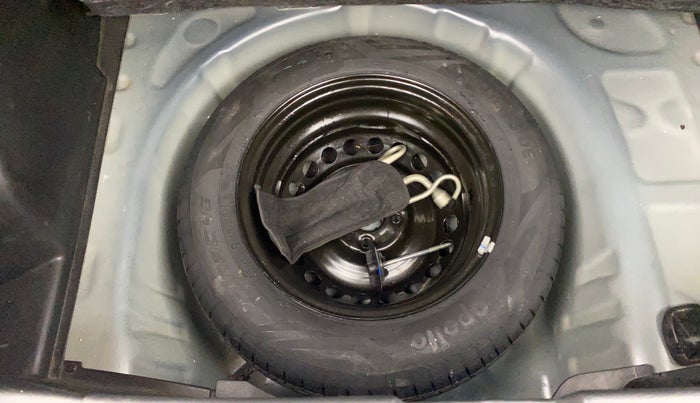 2023 Maruti Baleno ZETA PETROL 1.2, Petrol, Manual, 40,706 km, Spare Tyre