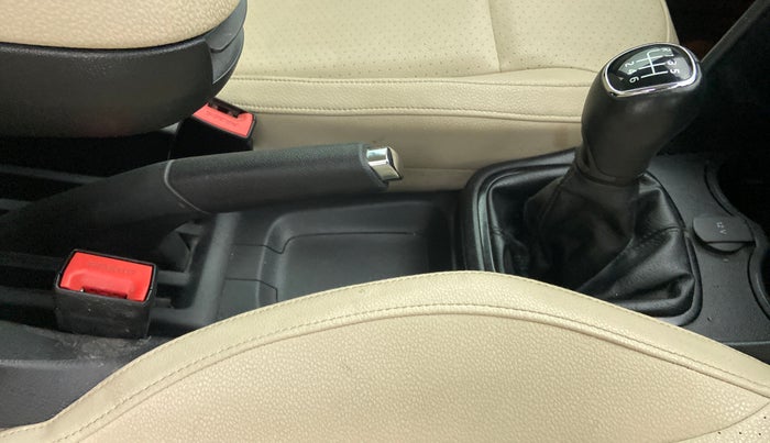 2021 Skoda Rapid STYLE TSI, Petrol, Manual, 15,504 km, Gear Lever