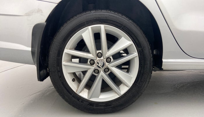 2021 Skoda Rapid STYLE TSI, Petrol, Manual, 15,504 km, Right Rear Wheel