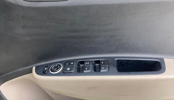 2014 Hyundai Grand i10 SPORTZ 1.2 KAPPA VTVT, Petrol, Manual, 24,632 km, Driver Side Door Panels Control