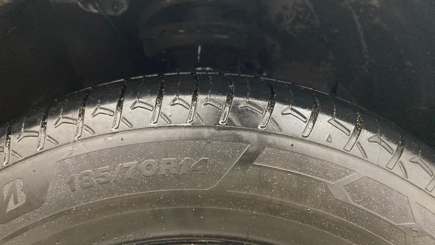 2018 Hyundai Elite i20 SPORTZ 1.2, Petrol, Manual, 1,40,074 km, Right Front Tyre Tread