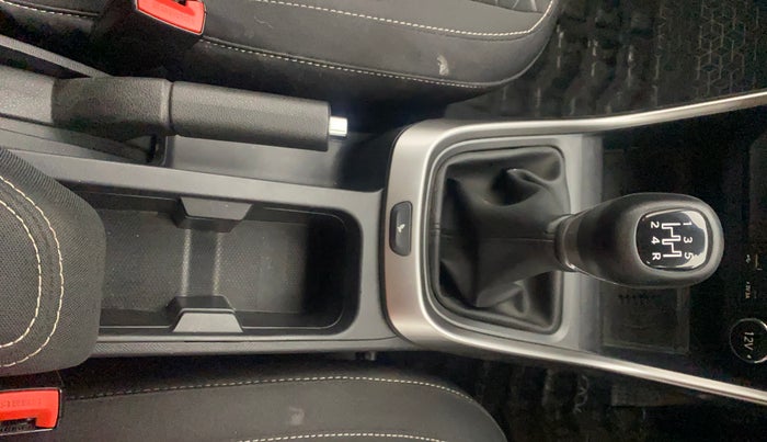 2023 Tata ALTROZ XZ + SUNROOF, Petrol, Manual, 47,293 km, Gear Lever